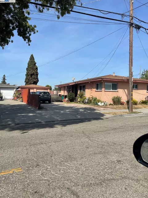 839 Longwood Ave, Hayward, CA 94541