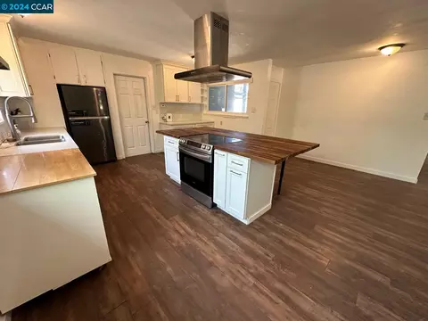 1101 C St, Antioch, CA 94509 photo 1