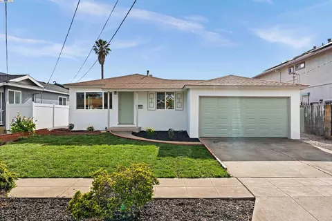 37041 Maple St, Newark, CA 94560 photo 1
