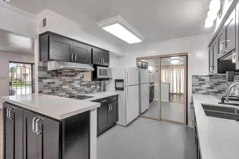 1508 Day Ave #A, San Mateo, CA 94403