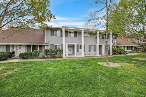 20 Miramonte Dr, Moraga, CA 94556 photo 1