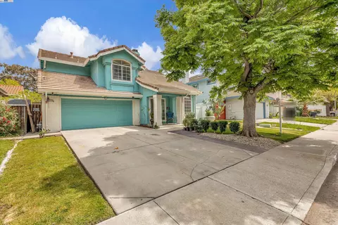 2710 Meadow Brook Ln, Tracy, CA 95376 photo 1
