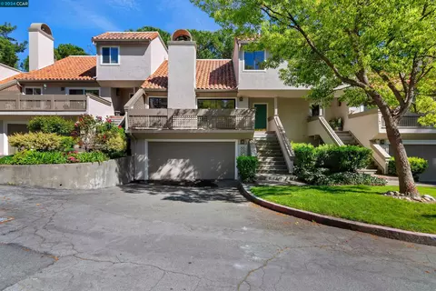 168 Via Joaquin, Moraga, CA 94556 photo 1