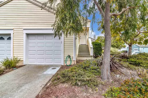 118 Shepardson Ln, Alameda, CA 94502