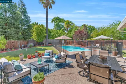 917 Graney Ct, Concord, CA 94518 photo 1