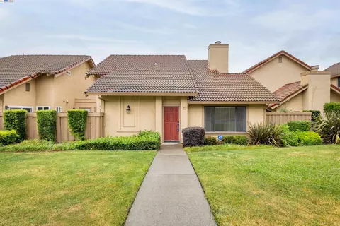 47 Del Prado Cir, Fairfield, CA 94533 photo 1