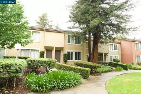 810 Oak Grove Rd #86, Concord, CA 94518