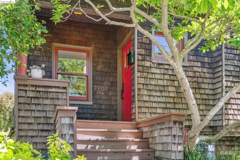 2707 Mathews St, Berkeley, CA 94702 photo 1