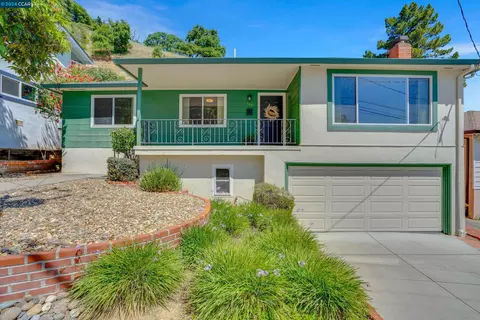 135 St Marys Ct, Martinez, CA 94553