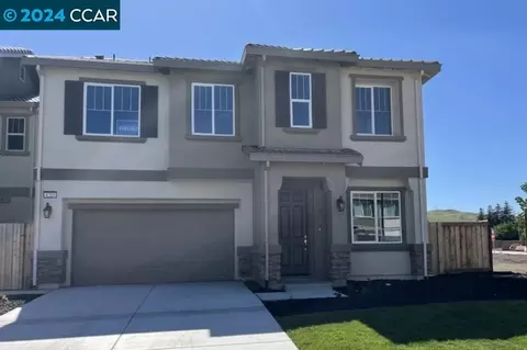 4789 Opus Cir, Fairfield, CA 94534 photo 1