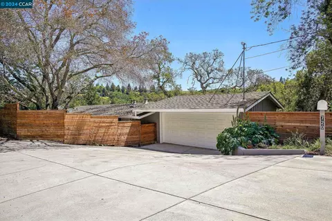 720 Moraga Rd, Lafayette, CA 94549 photo 1