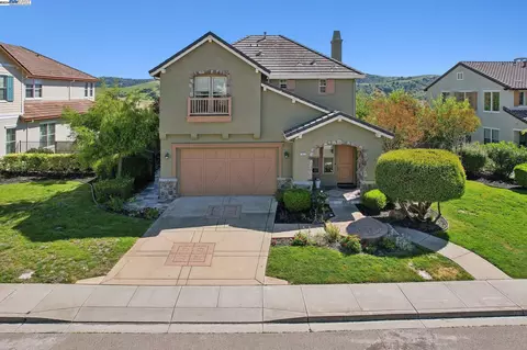 7613 Ridgeline Dr, Dublin, CA 94568 photo 1