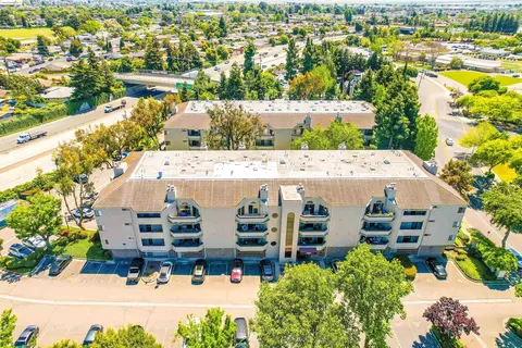 25930 Kay Ave #101, Hayward, CA 94545
