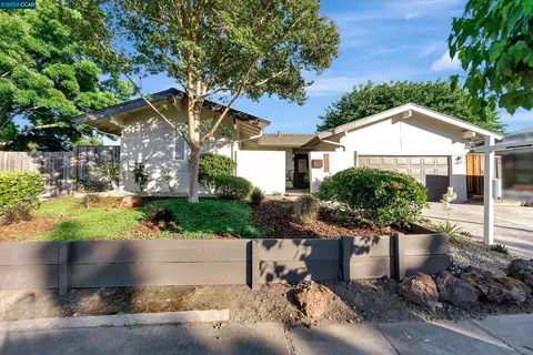 2090 Fox Way, Concord, CA 94518 photo 1