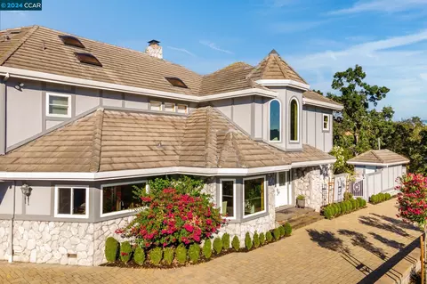 91 Ircal Ct, Alamo, CA 94507