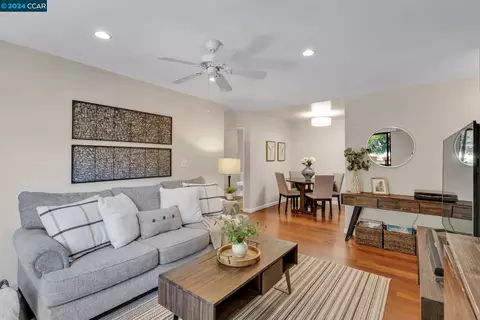 1421 Marchbanks Dr #1, Walnut Creek, CA 94598