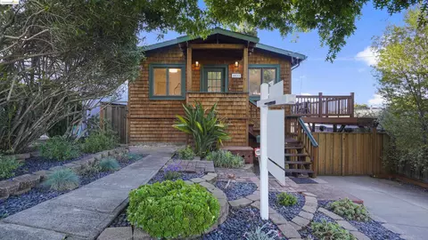 4032 Midvale Ave, Oakland, CA 94602 photo 1