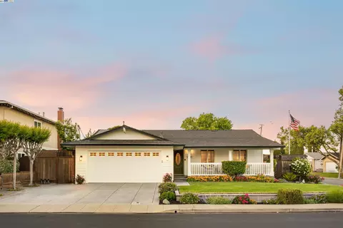 6985 Ann Arbor Way, Dublin, CA 94568 photo 1