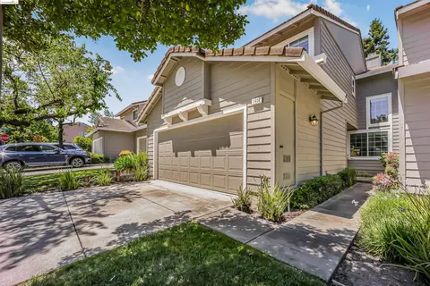 7408 Rolling Hills Cir, Dublin, CA 94568 photo 1
