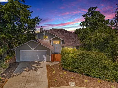 200 Corkwood St, Vallejo, CA 94591 photo 1