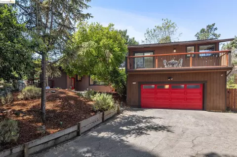 4491 Ziegler Ave, Oakland, CA 94605