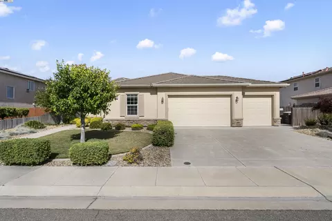 1660 Chateau Ln, Manteca, CA 95337 photo 1