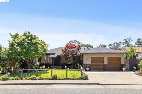 530 Elysian Fields Dr, Oakland, CA 94605 photo 1