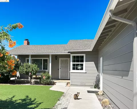 1784 Margo Dr, Concord, CA 94519 photo 1