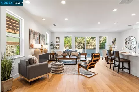 1251 Walker Ave #1, Walnut Creek, CA 94596