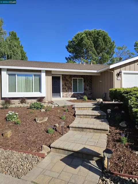 953 Center Ct, Martinez, CA 94553 photo 1