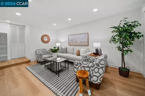1251 Homestead Ave #151, Walnut Creek, CA 94598