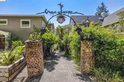 2 Vine Ln, Berkeley, CA 94708 photo 1