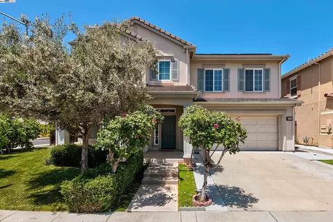 5600 Maymont Ln, Dublin, CA 94568 photo 1