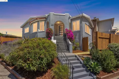 3031 Berlin Way, Oakland, CA 94602