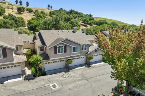 7435 Brigadoon Way, Dublin, CA 94568 photo 1