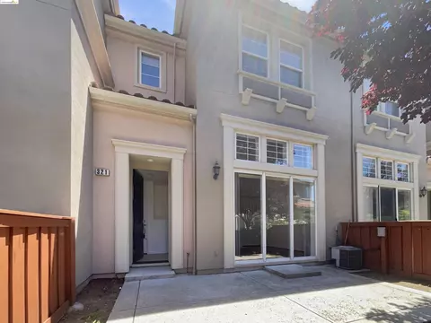 321 Vista Roma, San Jose, CA 95136