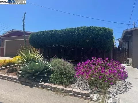 1120 Seville Dr, Pacifica, CA 94044 photo 1