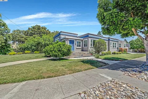 301 Broadmoor Blvd, San Leandro, CA 94577