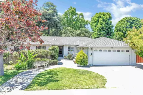 4437 Eggers Dr, Fremont, CA 94536