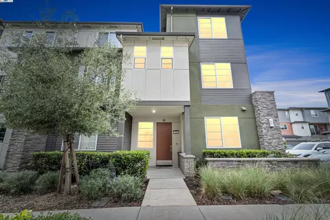 219 Dash Ct, Hayward, CA 94544 photo 1