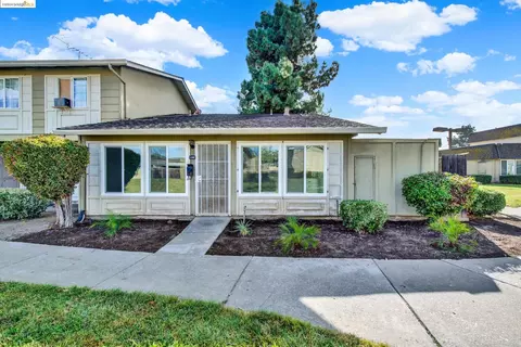 1501 Desdemona Ct, San Jose, CA 95121