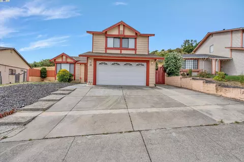 121 Finch Ct, Hercules, CA 94547