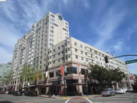 988 Franklin St #706, Oakland, CA 94607 photo 1