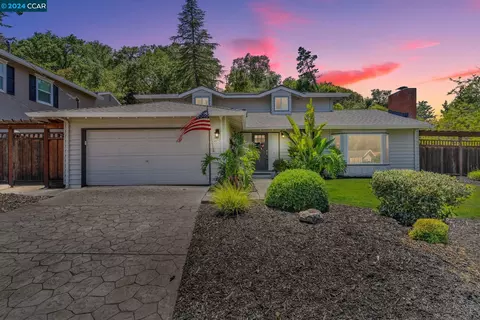 467 Roanoke Dr, Martinez, CA 94553