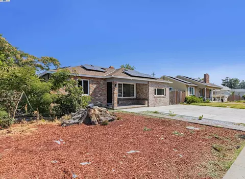 3339 W Euclid Ave, Stockton, CA 95204