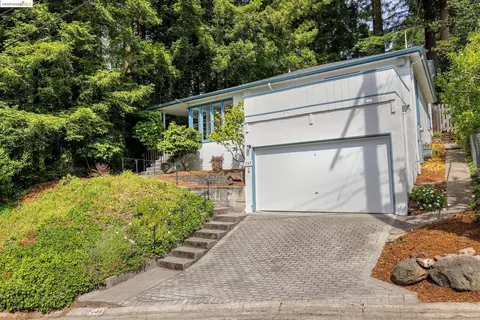 249 Fairlawn Dr, Berkeley, CA 94708 photo 1