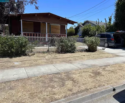 36916 Olive St, Newark, CA 94560 photo 1