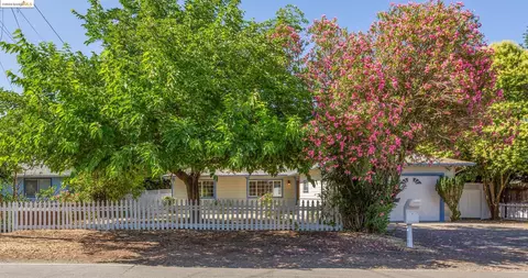 3484 Euclid Ave, Concord, CA 94519