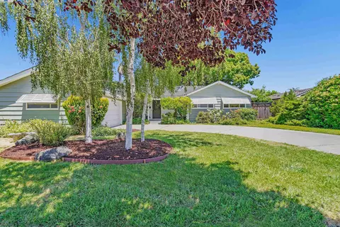 38240 Garrett St, Fremont, CA 94536 photo 1