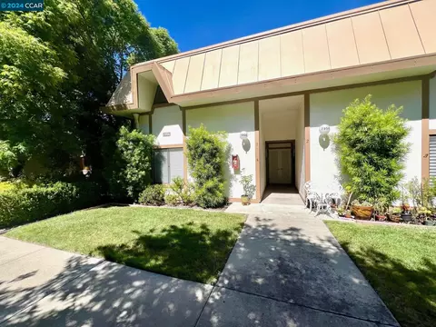 2956 Tice Creek Dr #1, Walnut Creek, CA 94595
